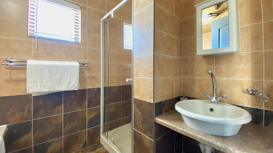 3 Bedroom Property for Sale in Dwarskersbos Western Cape